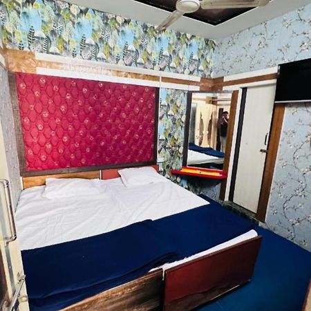 Taj City Hotel Агра Екстериор снимка