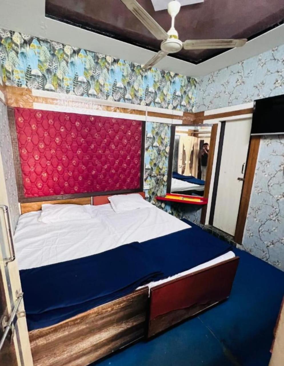 Taj City Hotel Агра Екстериор снимка